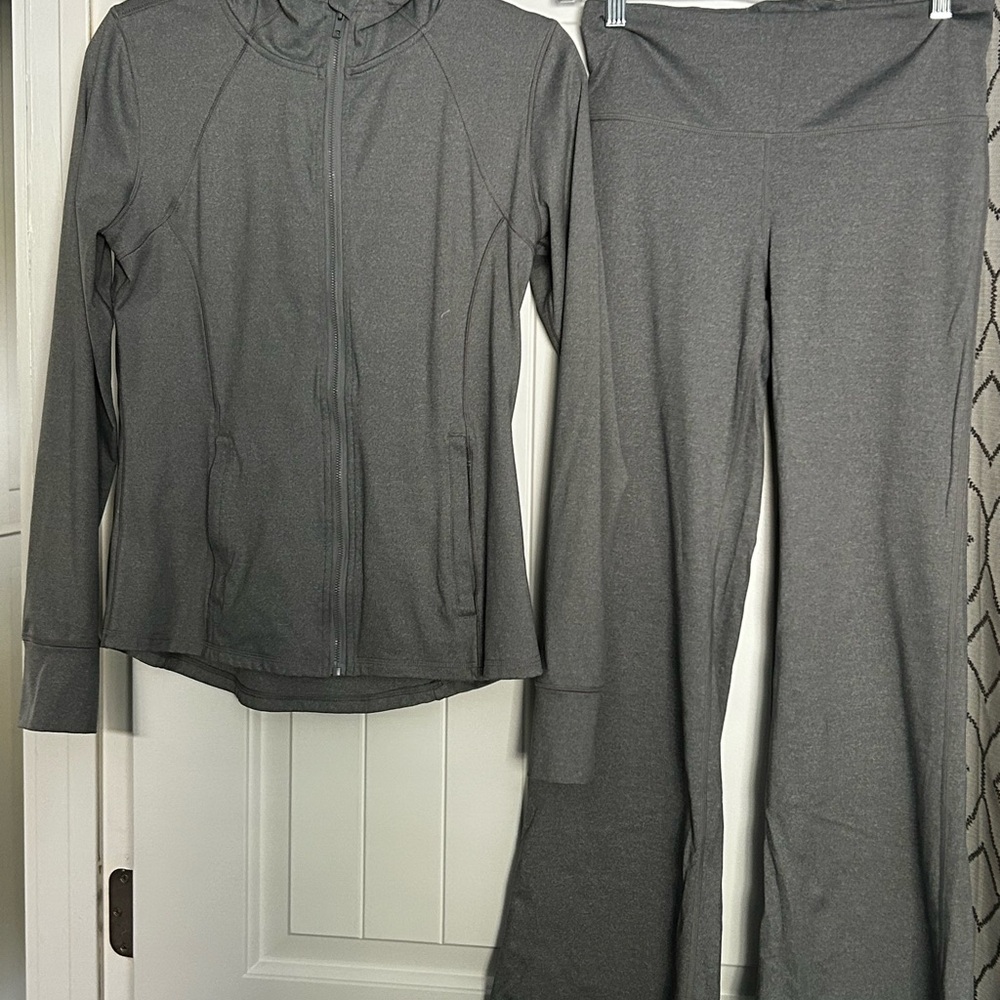 Makers Market Charcoal Women's Leggings Set